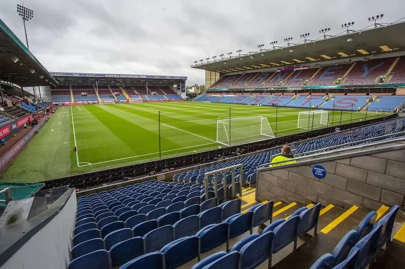 Turf Moor - Sân bóng chủ nhà của Burnley