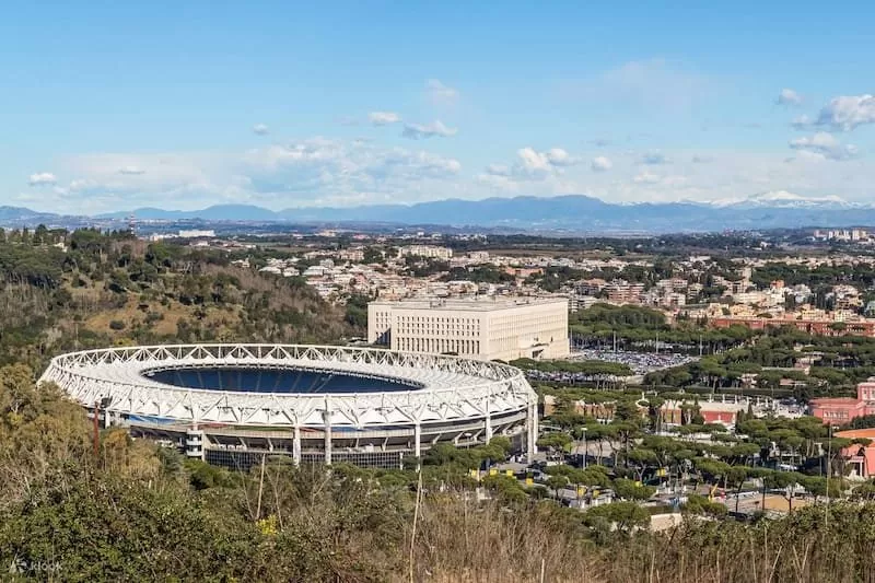 SVĐ chủ nhà của đội bóng Đại Bàng nước Ý