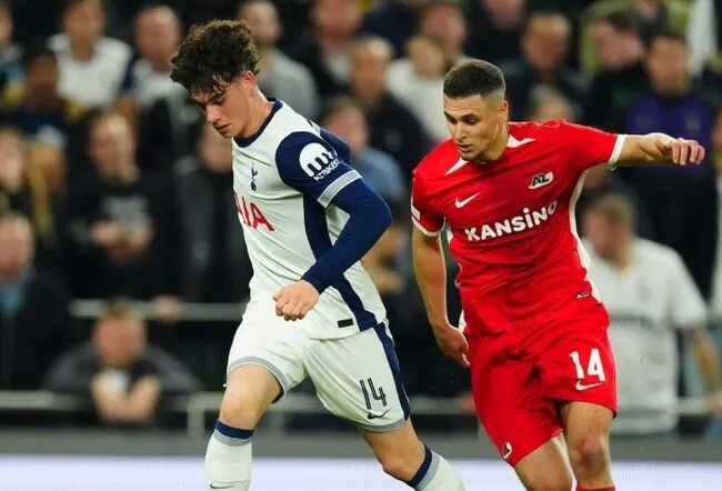 Soi kèo chuẩn xác Tottenham vs AZ Alkmaar, 03h00 14/03/2025