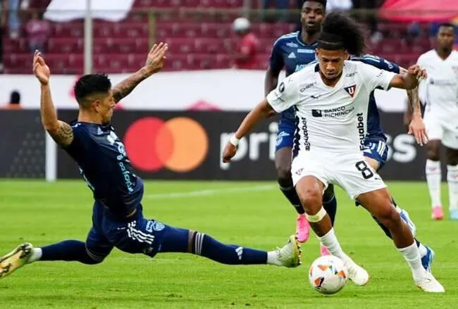 Màn so tài kịch tính giữa Botafogo (RJ) vs Liga Dep. Universitaria Quito